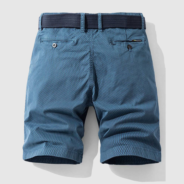 Versatile men's urban shorts, relaxed fit with elastic waist for comfortable everyday summer adventures. Men's apparel.