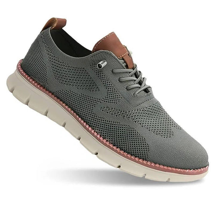 Men's comfortable work shoes, lightweight with odor control for professional settings.