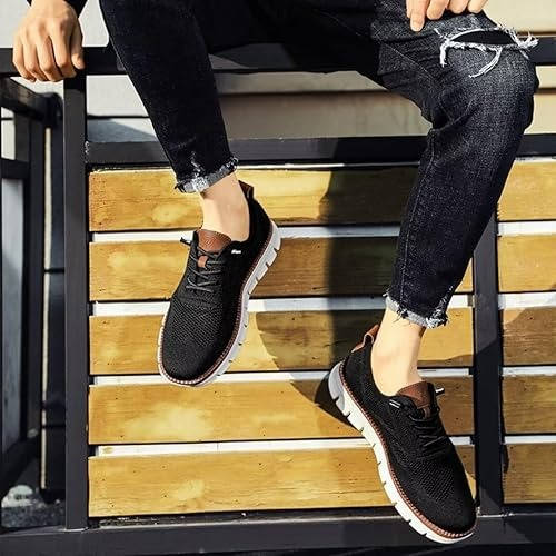 Urban men's casual shoes, lightweight with orthopedic support for active lifestyles.