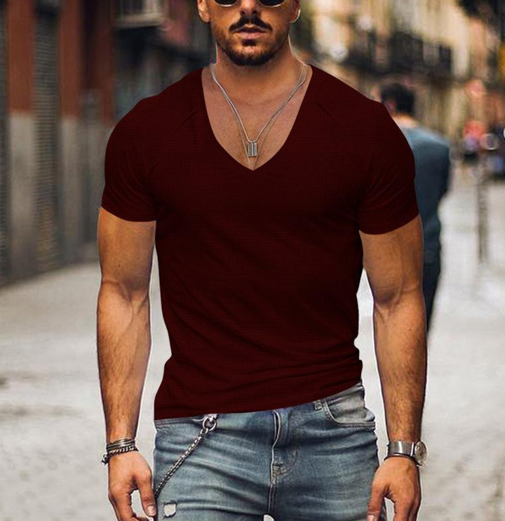 Versatile men's V-neck T-shirt, Timo. A comfortable short sleeve top for casual wear, perfect for summer outfits.