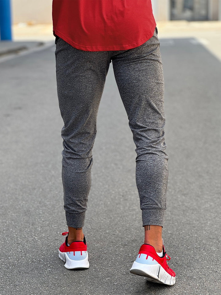 Tapered men's Valencia stretch activewear for a modern, functional look.