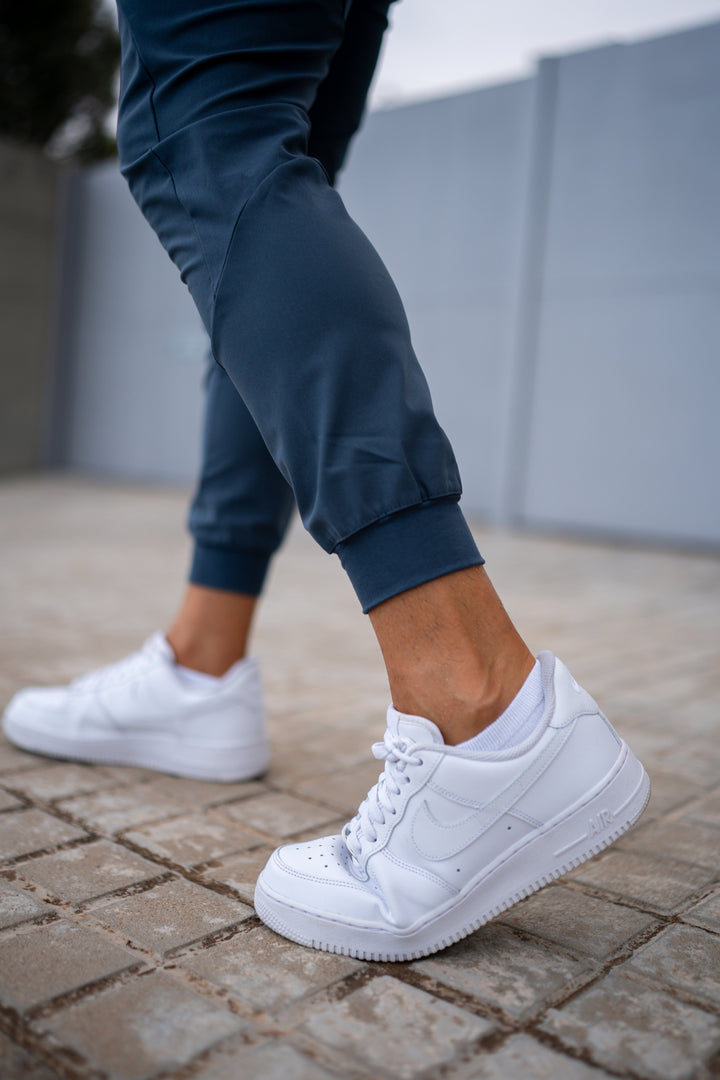 Men's Valenza active jogger pants, designed for ultimate comfort and flexibility.