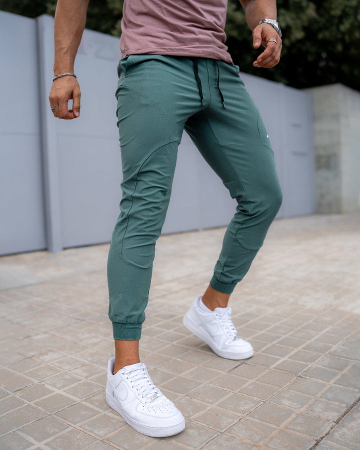 Men's Valenza workout jogger pants, stretch comfort for optimal gym performance.
