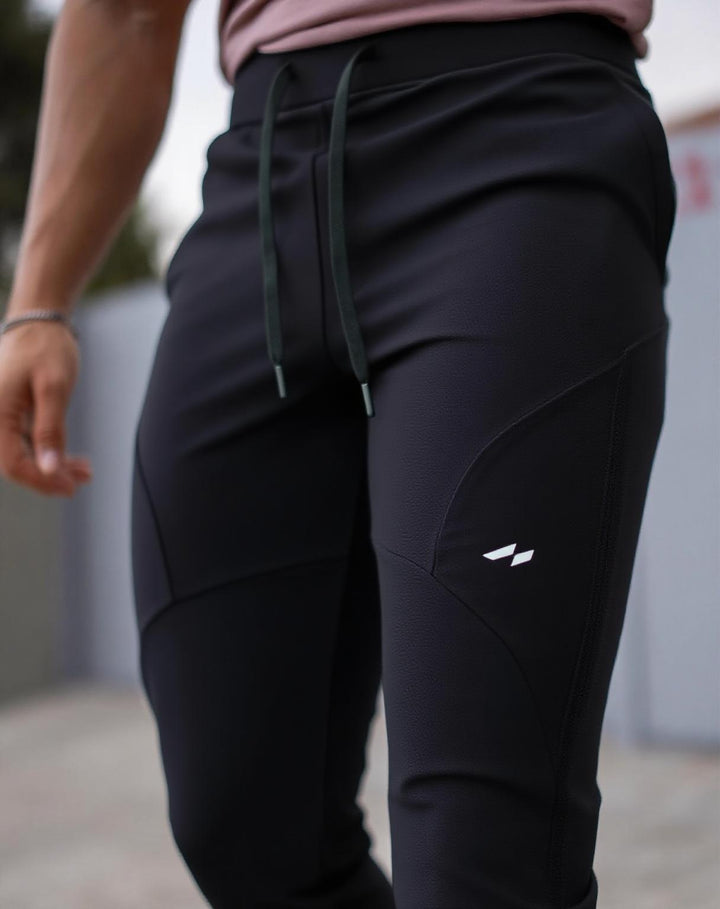 Everyday Men's Valenza jogger pants, casual comfort with performance activewear features.