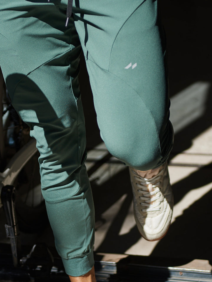 Men's Valenza jogger pants in a relaxed tapered fit for everyday active comfort.