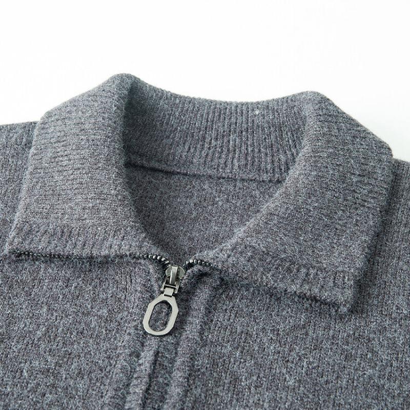 Effortlessly stylish Valero men's cardigan. Cozy knit sweater with a relaxed fit for ultimate comfort and everyday style.