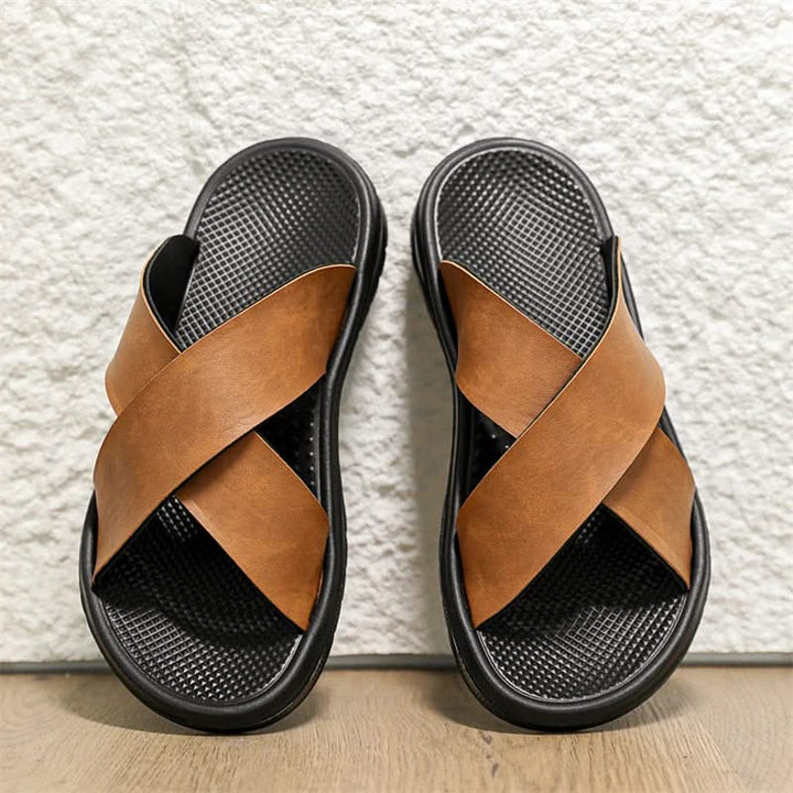 Men's Venturo comfortable everyday sandals with arch support for summer and casual wear.
