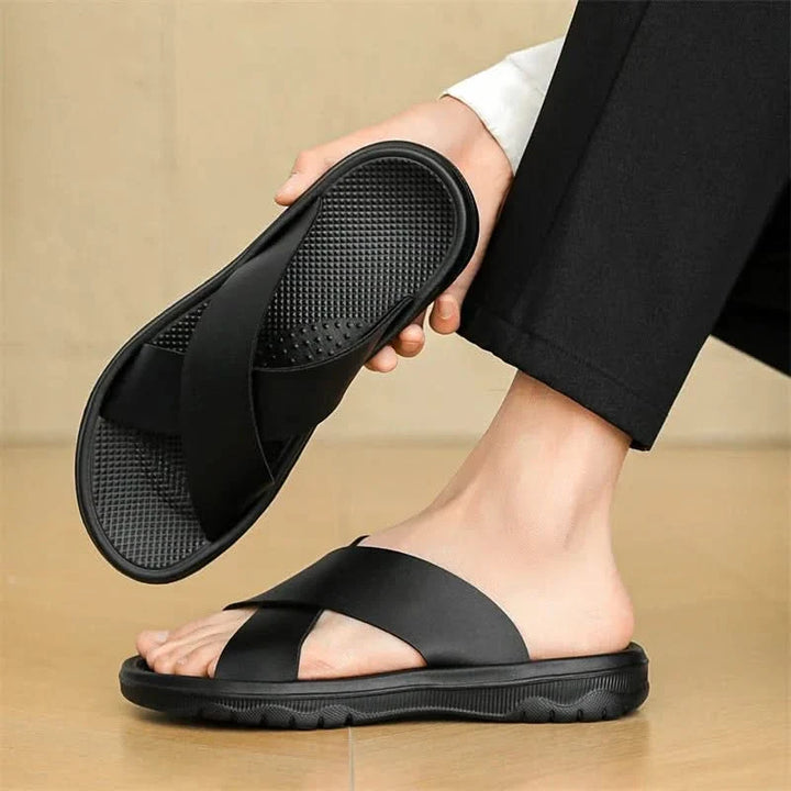 Venturo men's sandals: comfortable, versatile for beach, vacation & everyday summer activities.