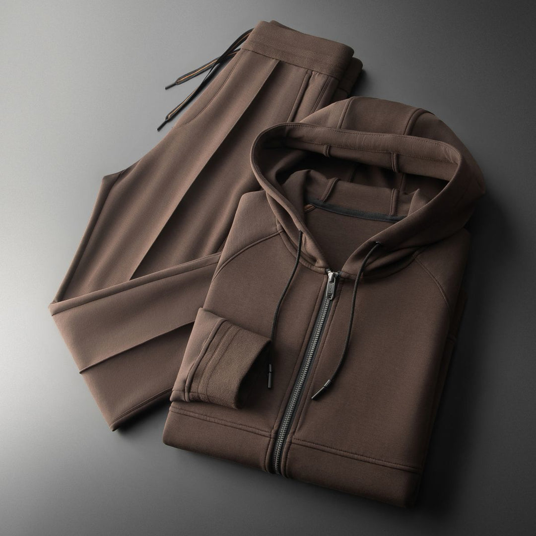 Comfortable men's Verona Elite loungewear set, a stylish two-piece for ultimate relaxation.