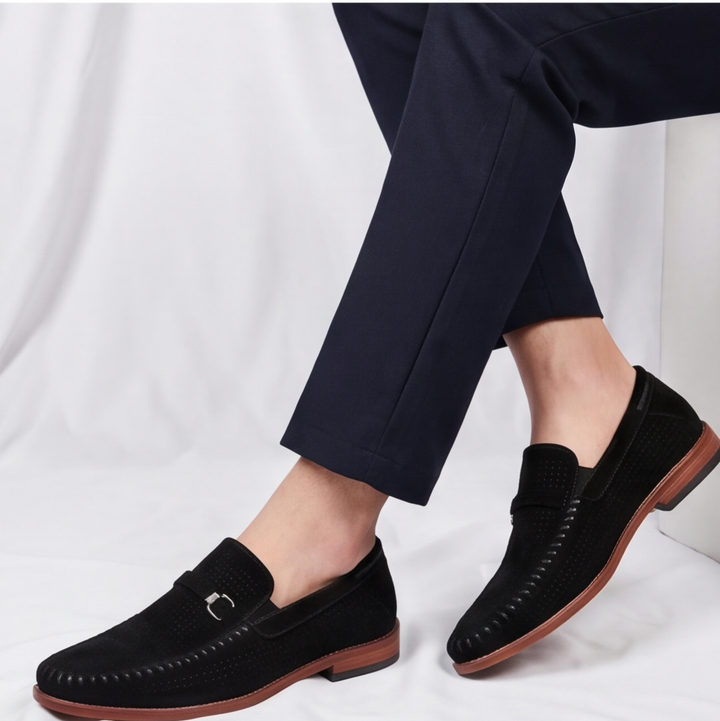 Detail of the sole on Men's Verona Perforated Loafers, designed for grip and lasting comfort.
