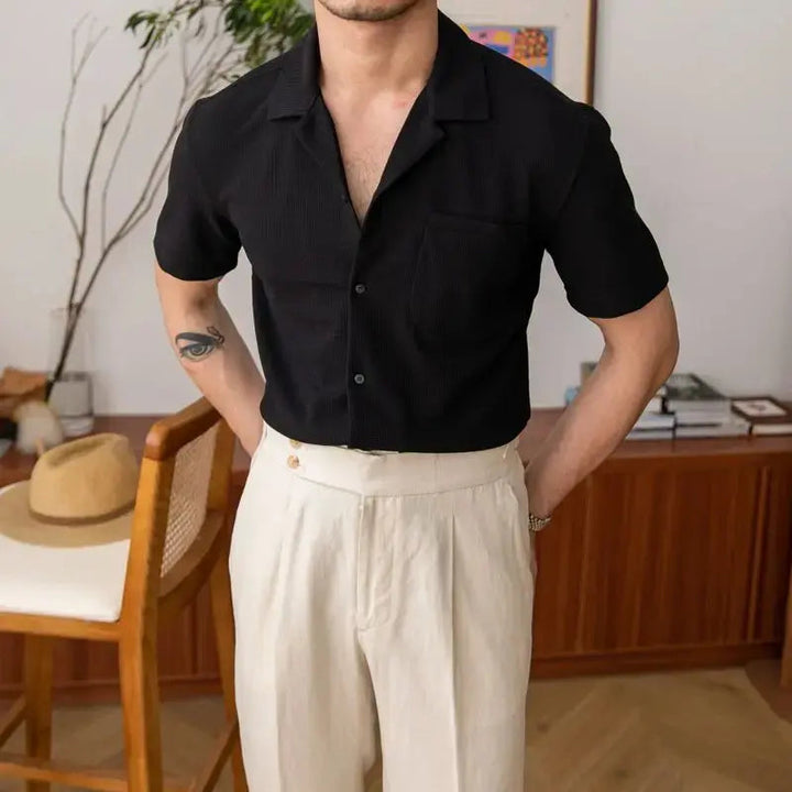 Men's white basic button-up shirt, a clean and classic staple for everyday wear and versatile fashion.