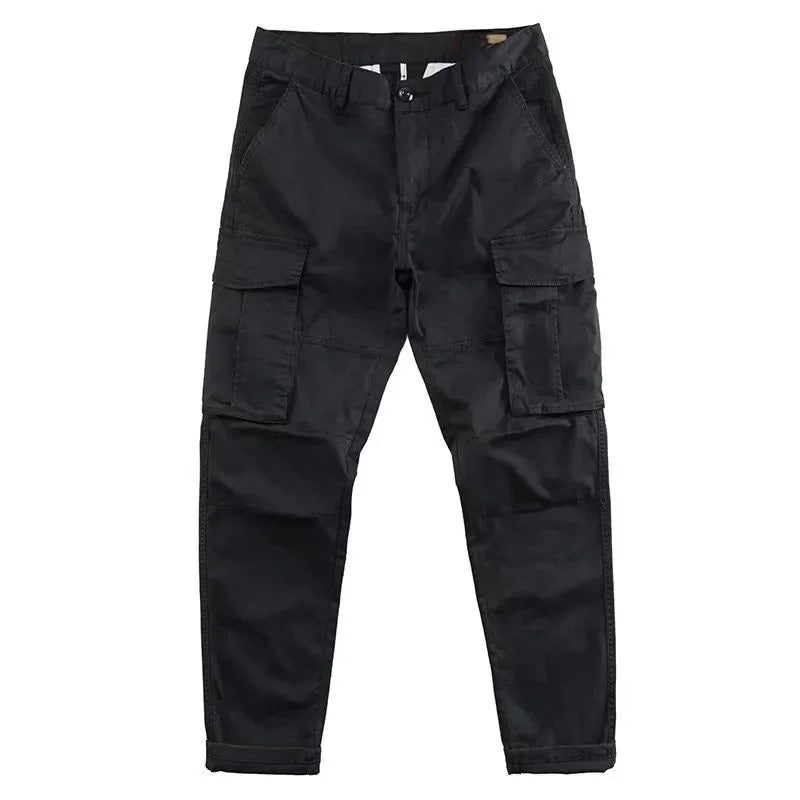Versatile men's tapered cargo pants, perfect blend of comfort, utility & modern casual wear.