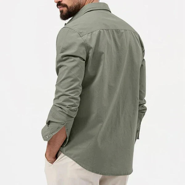 Casual men's long sleeve shirt, 'Tobias' model, with a comfortable notch collar & practical pockets.