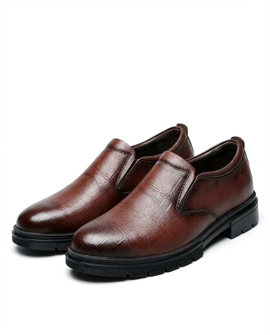 Men's versatile everyday loafers, classic style, perfect for smart casual or dress shoes.