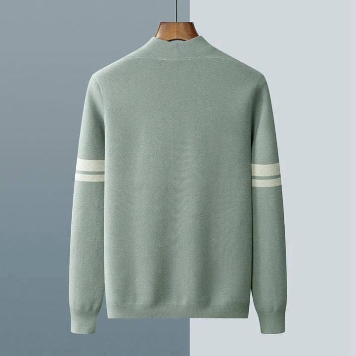 Effortless style men's knit cardigan. Comfortable and versatile, great for smart casual wear.
