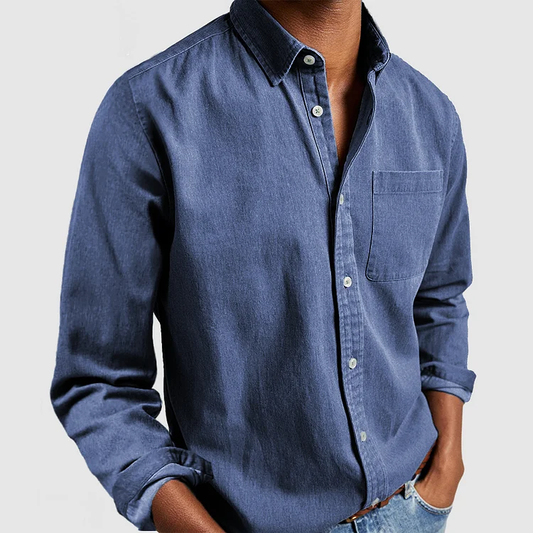Comfortable men's versatile long sleeve casual shirt, ideal for effortless everyday style. Men's casual fashion essential.