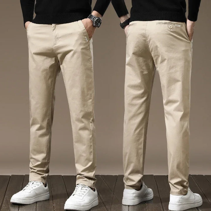 Tailored men's fashion: versatile slim fit pants, a comfortable choice for any occasion.