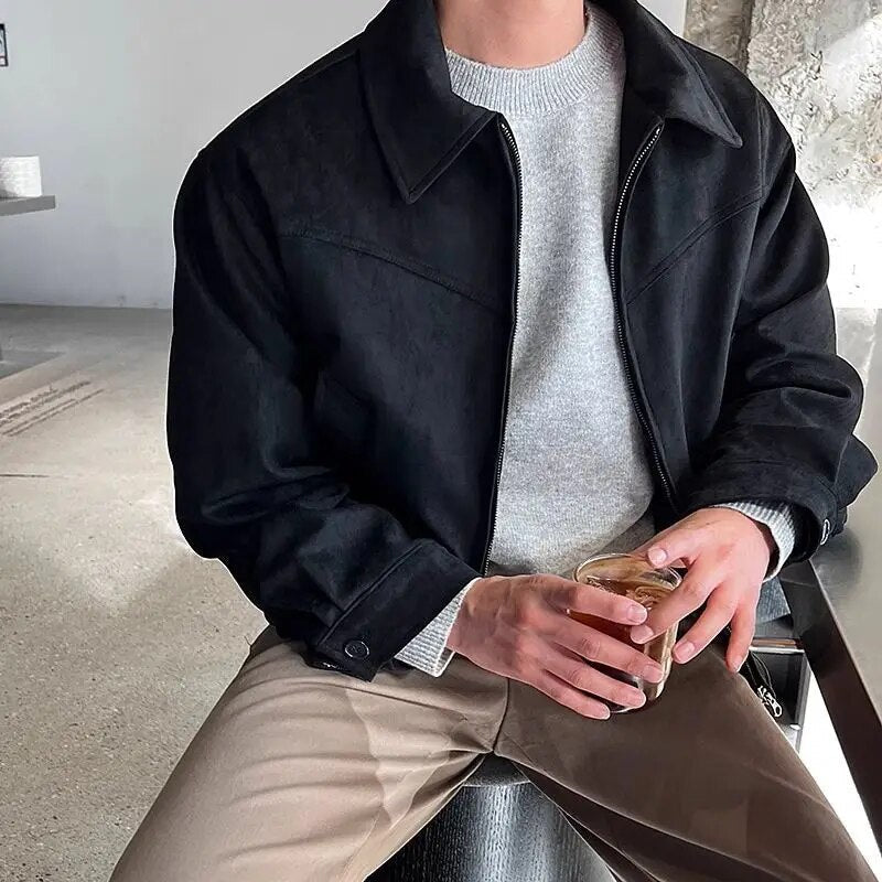 Versatile men's vintage casual zip jacket. A stylish everyday layer for spring and autumn mens fashion.