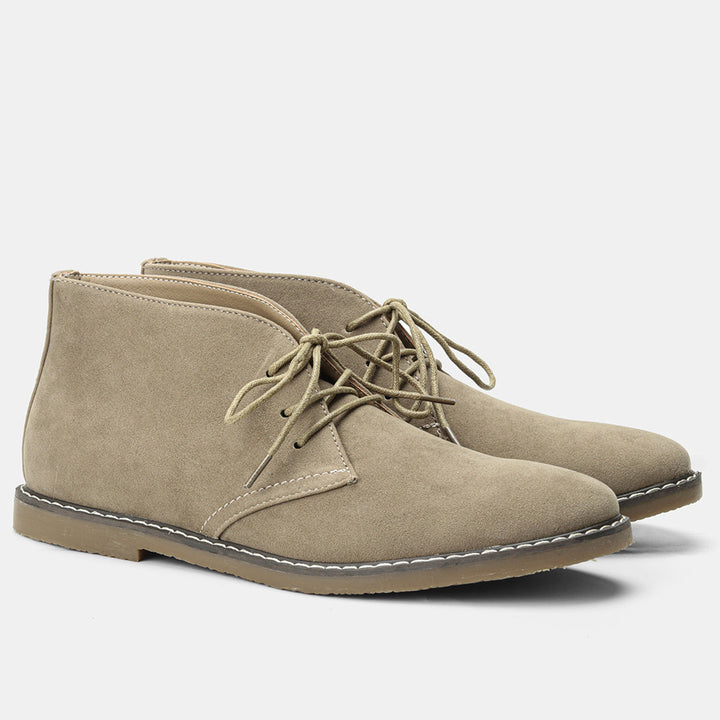 Vintage men's desert boots with comfortable fit, classic style, and durable design for everyday wear and lasting quality.