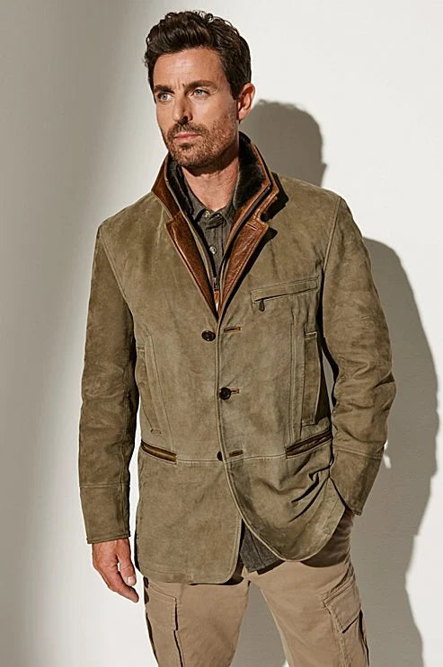 Men's vintage khaki jacket with a reversed collar, perfect for classic and stylish everyday outerwear.