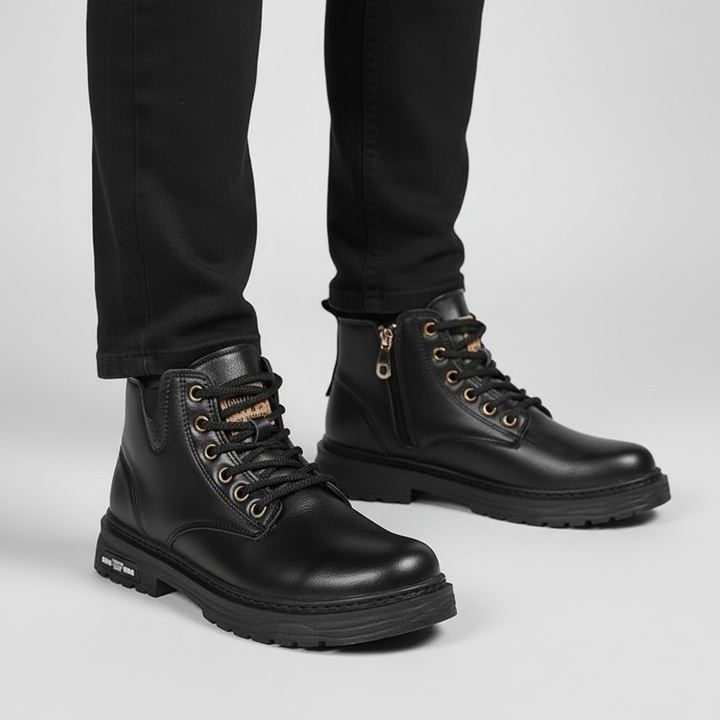 Men's Hayden vintage boots with practical side zipper and robust rubber sole, suitable for winter.