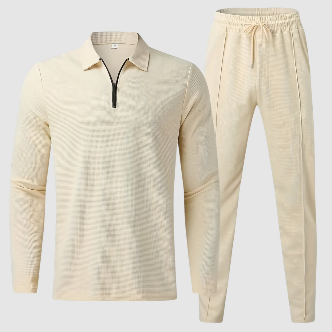 Men's waffle knit leisure set in a relaxed fit, perfect for ultimate comfort & casual loungewear.