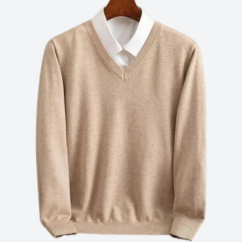 Stylish men's warm cashmere pullover sweater. Elegant long-sleeve knit top, a cozy and fashionable choice for winter.