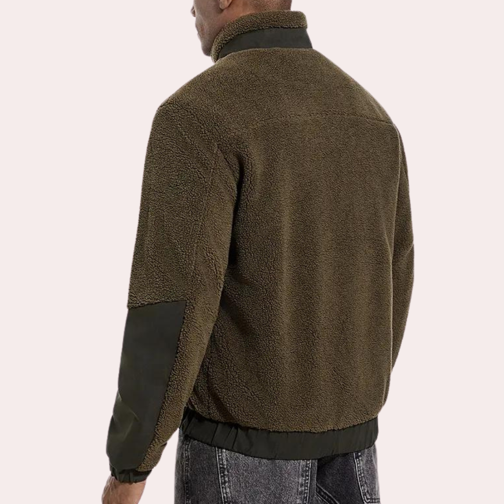 Ultimate cold weather comfort with this warm men's outdoor jacket. Ideal winter coat for everyday wear.