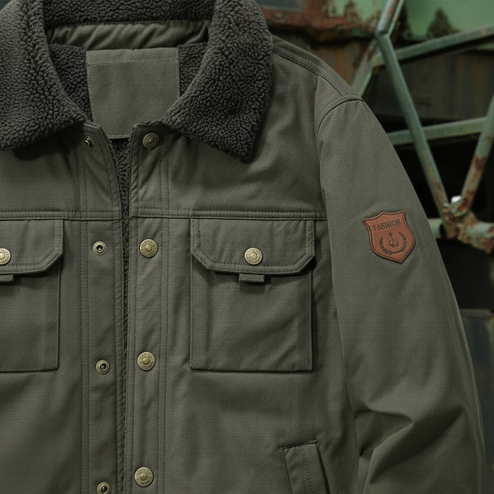 Casual men's padded jacket, wool-lined for extra warmth, featuring a stylish shawl collar.