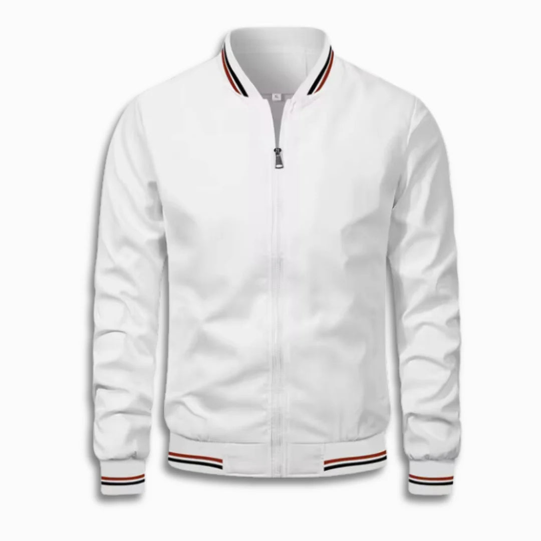 Lightweight men's transition jacket in black. Features water-repellent finish and a modern stand-up collar.