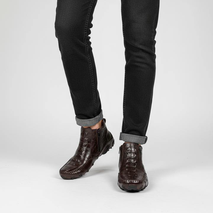 Luxury men's leather waterproof winter ankle boots with plush interior