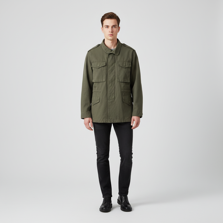 Casual men's outdoor jacket, weather-resistant for cold weather activities