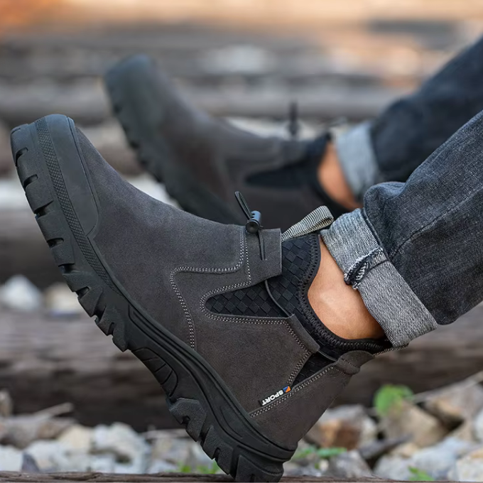 Men's West Ridge slip-on steel-toe work boots, ideal for industrial work, comfort & safety.