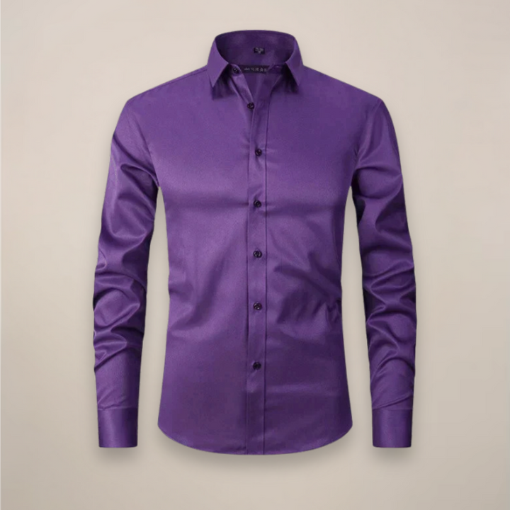 Timeless men's grey long sleeve wrinkle-free shirt, perfect for business casual and easy care.
