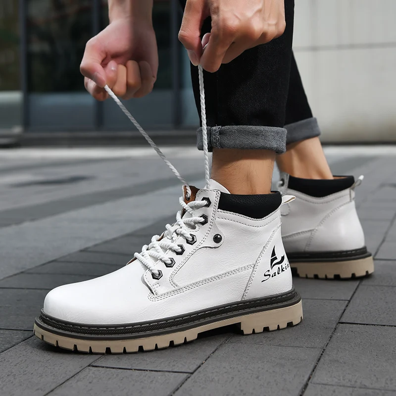 Mens urban style boots with rugged features, suitable for casual wear and all-terrain outdoor adventures.