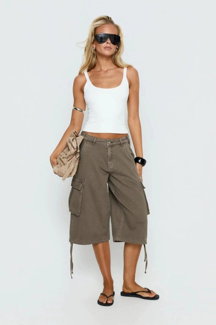Versatile women's relaxed mocha cargo capris, mid-calf length, great for comfortable everyday style.
