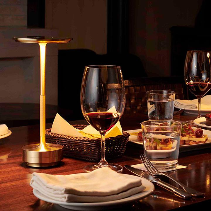 Modern cordless dimmable table lamp for versatile lighting needs.