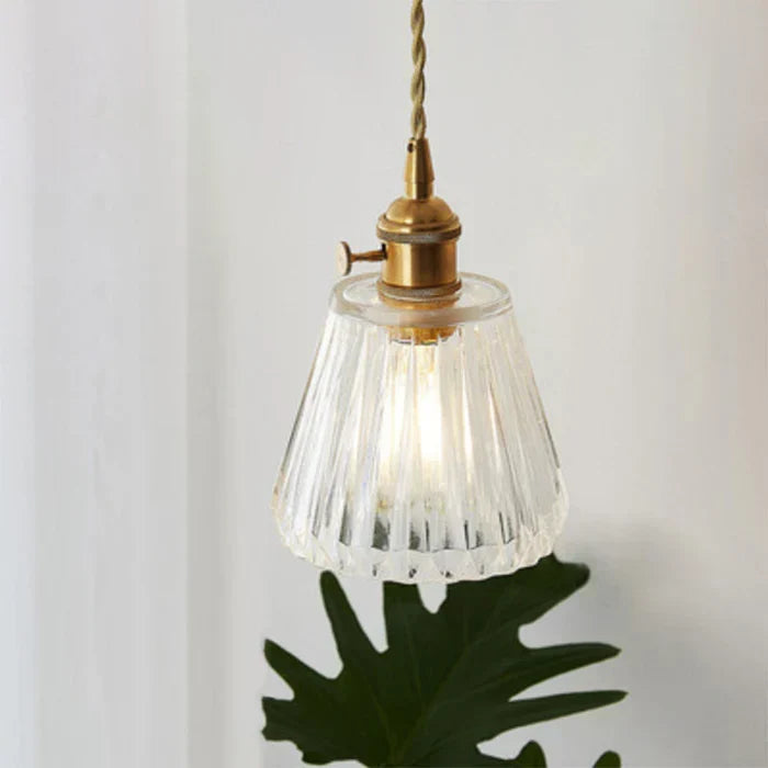 Stylish modern glass pendant lamp, perfect ceiling light for dining rooms & kitchen islands.
