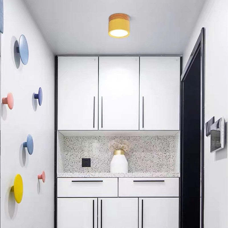 Modern LumiModo LED plafondlamp, Morandi style, delivers soft, ambient light to bedrooms.