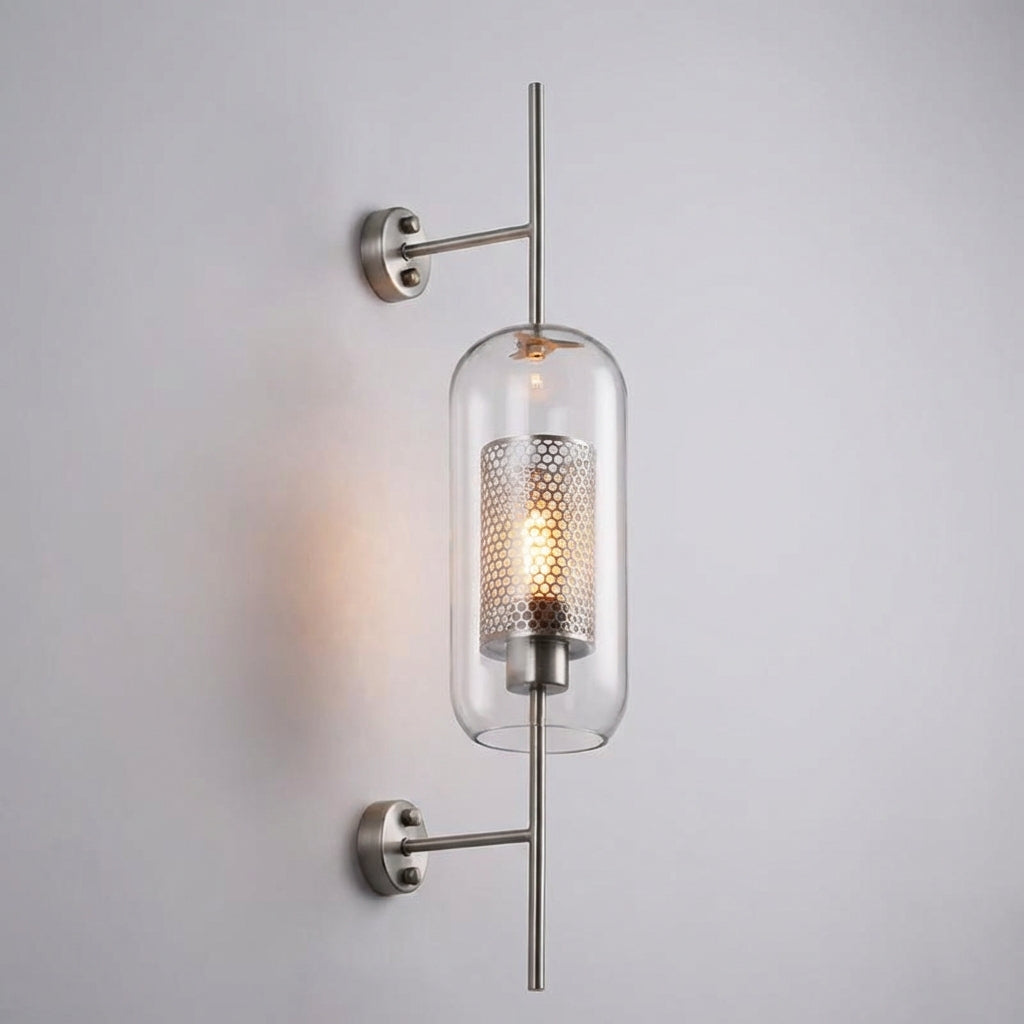 Contemporary Glasierra LED wall light, combining clear glass and a chic gold finish for modern homes.