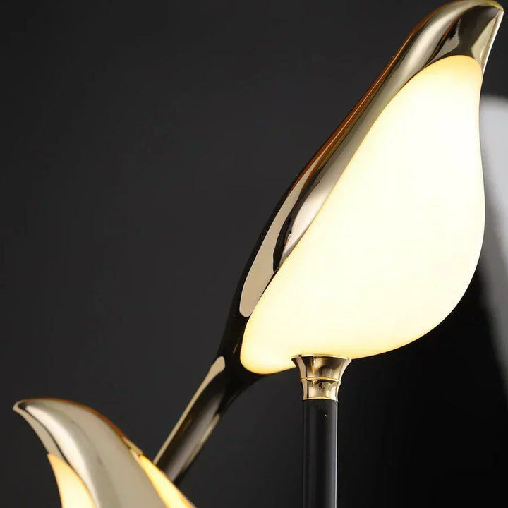 Stylish AvaBird LED table lamp, gold finish, ideal modern lighting for living room, bedroom, or study.