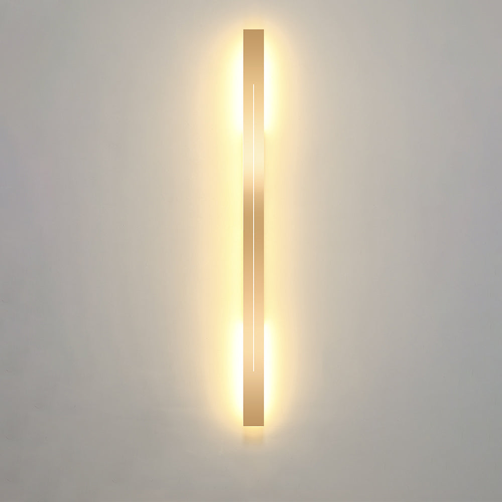Gold LED wall lamp with modern minimalist design, perfect for sophisticated indoor spaces.