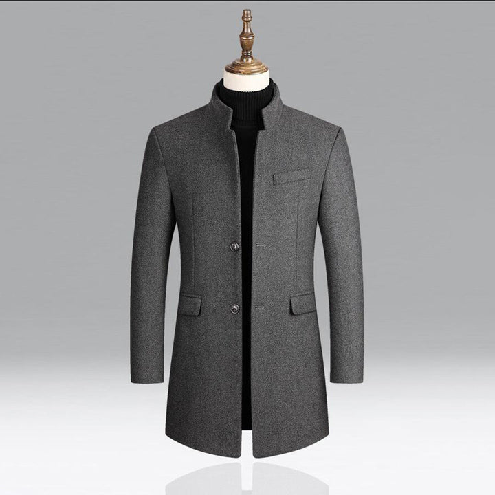 Sophisticated men's long winter coat, elegant Alexander design. Perfect for stylish cold weather occasions.