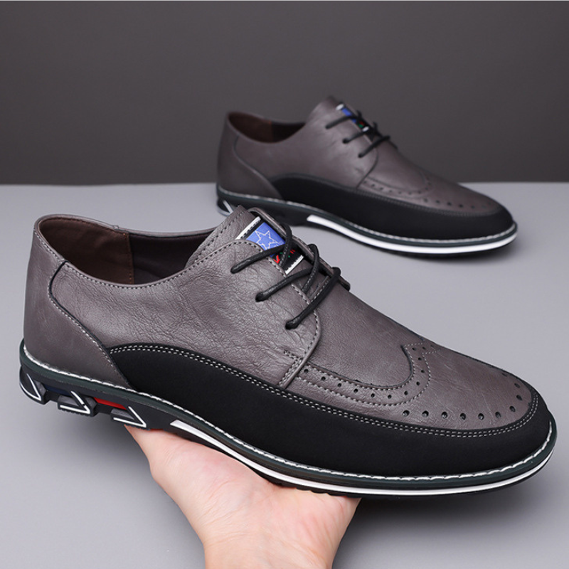 Stylish men's hybrid shoes, perfect for smart casual wear. Features a comfortable cushioned sole.