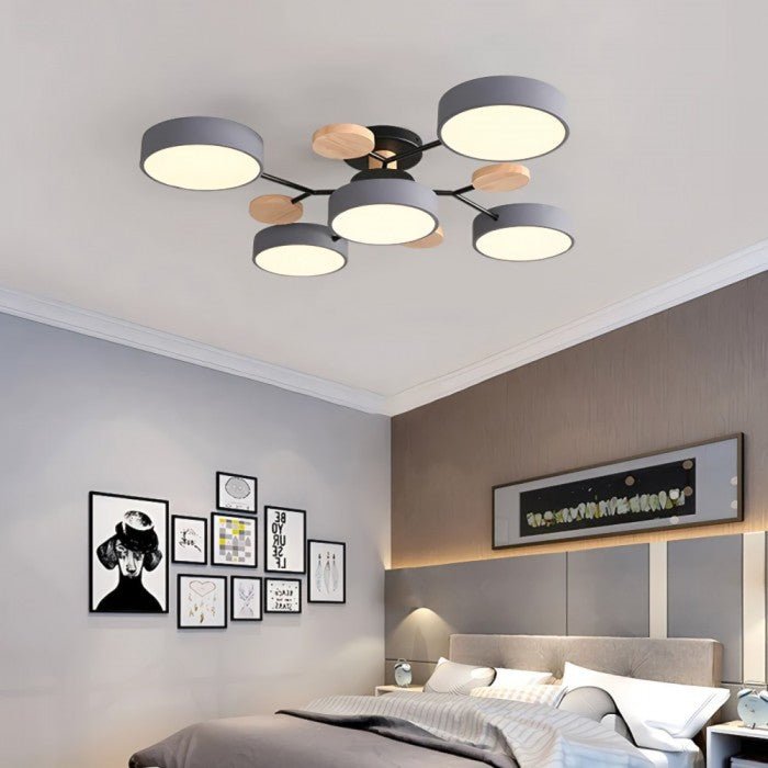 Energy-efficient branching LED ceiling fixture, a stylish Nordic design for dining rooms.