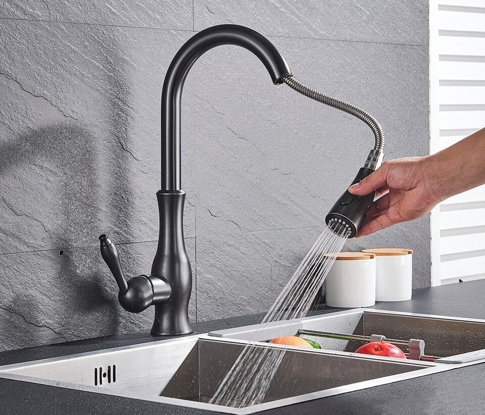FlexFlow pull-out sink mixer, a contemporary kitchen faucet with dual spray for easy cleaning.