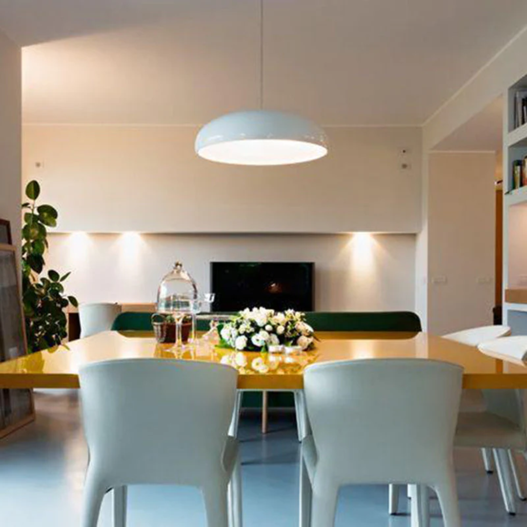 Stylish round LED pendant lamp, modern, energy-efficient, perfect for contemporary home lighting.