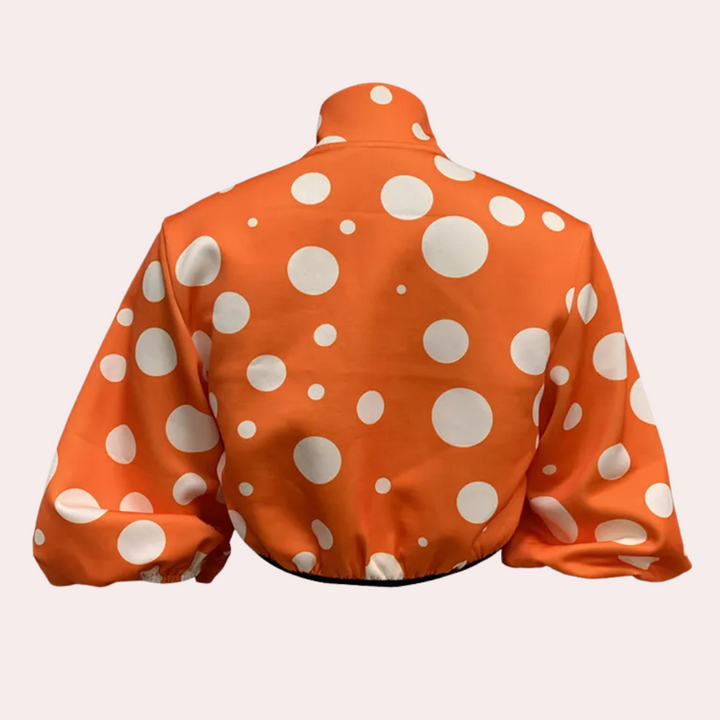 Everyday women's short jacket, a modern and stylish choice for spring and fall layering. Chic outerwear.