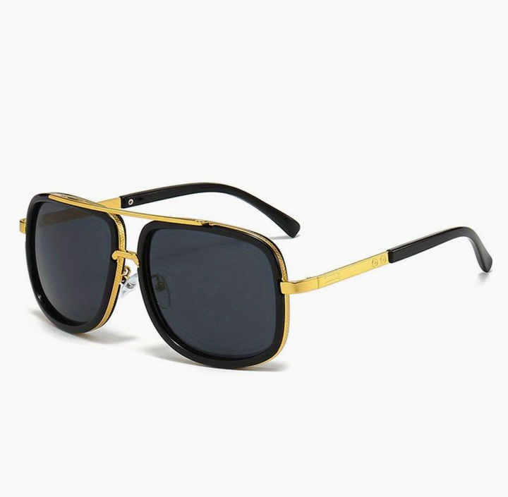 Lightweight unisex eyewear, modern design, perfect for travel