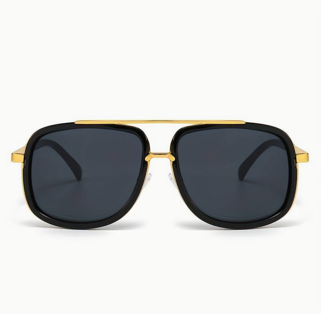 Unisex sunglasses offering full UV400 protection, fashion accessory